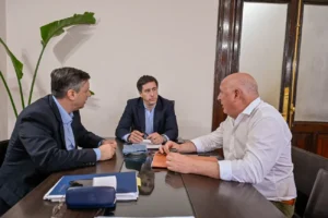 01 Reunio con Colello (1)