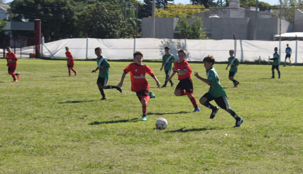 Sarmiento rojo vs. Arsenal verde