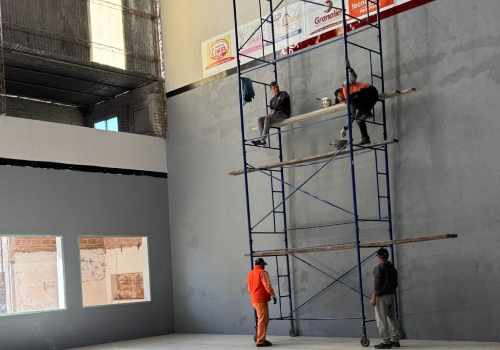 Pintura cancha de pelota paleta de ADYC