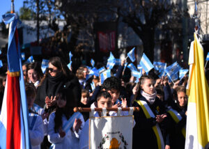 01 Acto Bandera