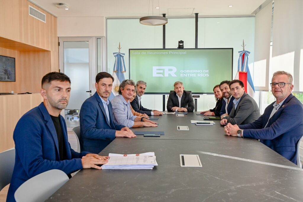 2026_04_16-frigerio-fondo_fiduciario_municipios-4496_1